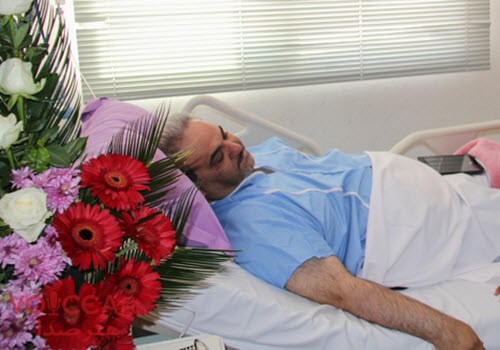 جواد خیابانی روی تخت بیمارستان/ با دعای خیر مردم بهترم
