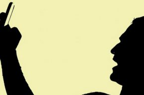 خبرهایی طنز از «سلفی گرفتن» در نقاط مختلف جهان