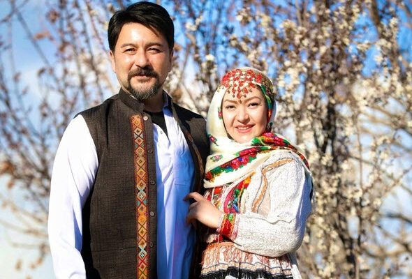 امیرحسین صدیق و همسرش مجری برنامه نوروزی تلویزیون شدند امیرحسین صدیق و همسرش مجری برنامه نوروزی تلویزیون شدند