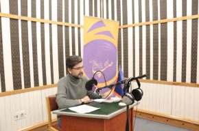 اشعار و داستان های زمستانی با روایت امیرحسین مدرس در رادیو صبا