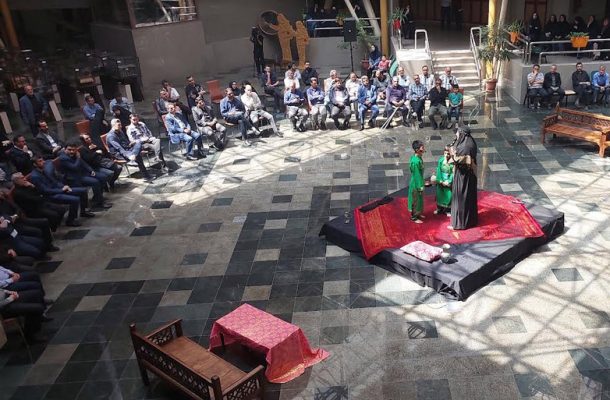 مجلس تعزیه طفلان مسلم در رادیو برگزار شد مجلس تعزیه طفلان مسلم در رادیو برگزار شد