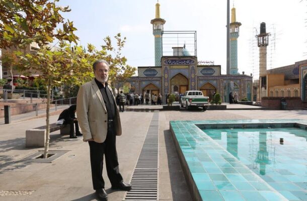 تجریش گردی با آقای مجری