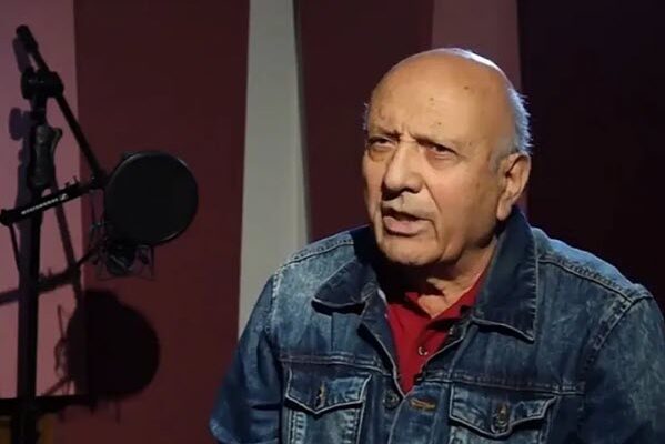 نصرالله مدقالچی در بیمارستان: حالم خوب است و در تدارک دوبله «آنشرلی» هستم نصرالله مدقالچی در بیمارستان: حالم خوب است و در تدارک دوبله «آنشرلی» هستم