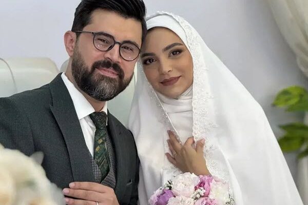 ازدواج مجریان صداو سیما در روز آغاز جنگ