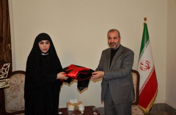 هدیه ویژه عراقیها به سحر امامی مجری شجاع صداوسیما هدیه ویژه عراقیها به سحر امامی مجری شجاع صداوسیما