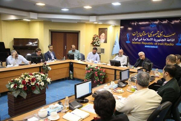 تقویت همکاری رادیو و مرکز شعر و موسیقی تقویت همکاری رادیو و مرکز شعر و موسیقی