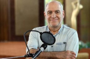 معرفی بازیهای بومی و محلی در رادیو معرفی بازیهای بومی و محلی در رادیو