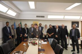 روسای کمیتههای پنجمین جشنواره برنامه های رادیویی پژواک معرفی شدند روسای کمیتههای پنجمین جشنواره برنامه های رادیویی پژواک معرفی شدند