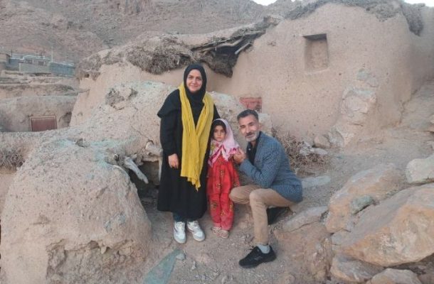 گفتوگو با فاطمه بیتقصیر تهیه کننده «دهگرد» رادیو سلامت گفتوگو با فاطمه بیتقصیر تهیه کننده «دهگرد» رادیو سلامت