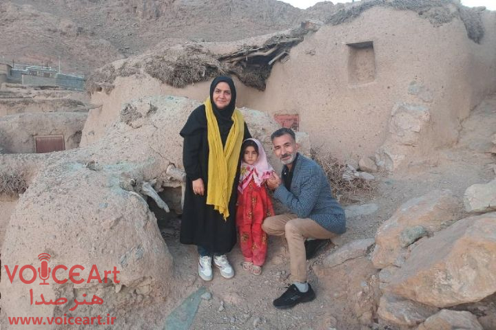 گفتوگو با فاطمه بیتقصیر تهیه کننده «دهگرد» رادیو سلامت گفتوگو با فاطمه بیتقصیر تهیه کننده «دهگرد» رادیو سلامت