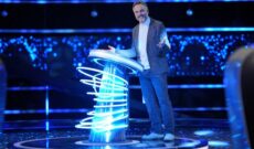 عباس طاهریان به جای فرزاد حسنی سری جدید «ماندنی‌ها» را اجرا می کند