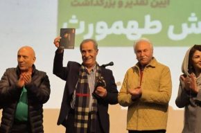 نصرالله مدقالچی: کمتر کسی در تئاتر ایران به کیفیت صدای سیاوش طهمورث دست یافته است نصرالله مدقالچی: کمتر کسی در تئاتر ایران به کیفیت صدای سیاوش طهمورث دست یافته است