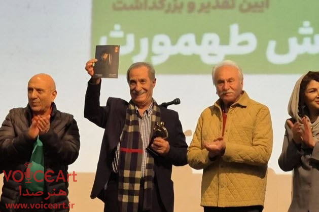 نصرالله مدقالچی: کمتر کسی در تئاتر ایران به کیفیت صدای سیاوش طهمورث دست یافته است نصرالله مدقالچی: کمتر کسی در تئاتر ایران به کیفیت صدای سیاوش طهمورث دست یافته است